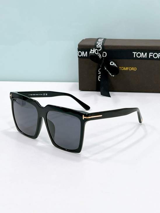 Picture of Tom Ford Sunglasses _SKUfw76511854fw